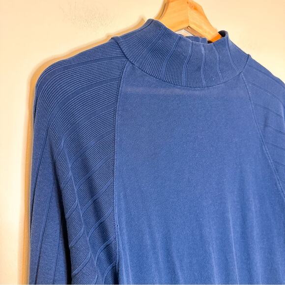 FP Beach Pullover - Picture 2 of 6